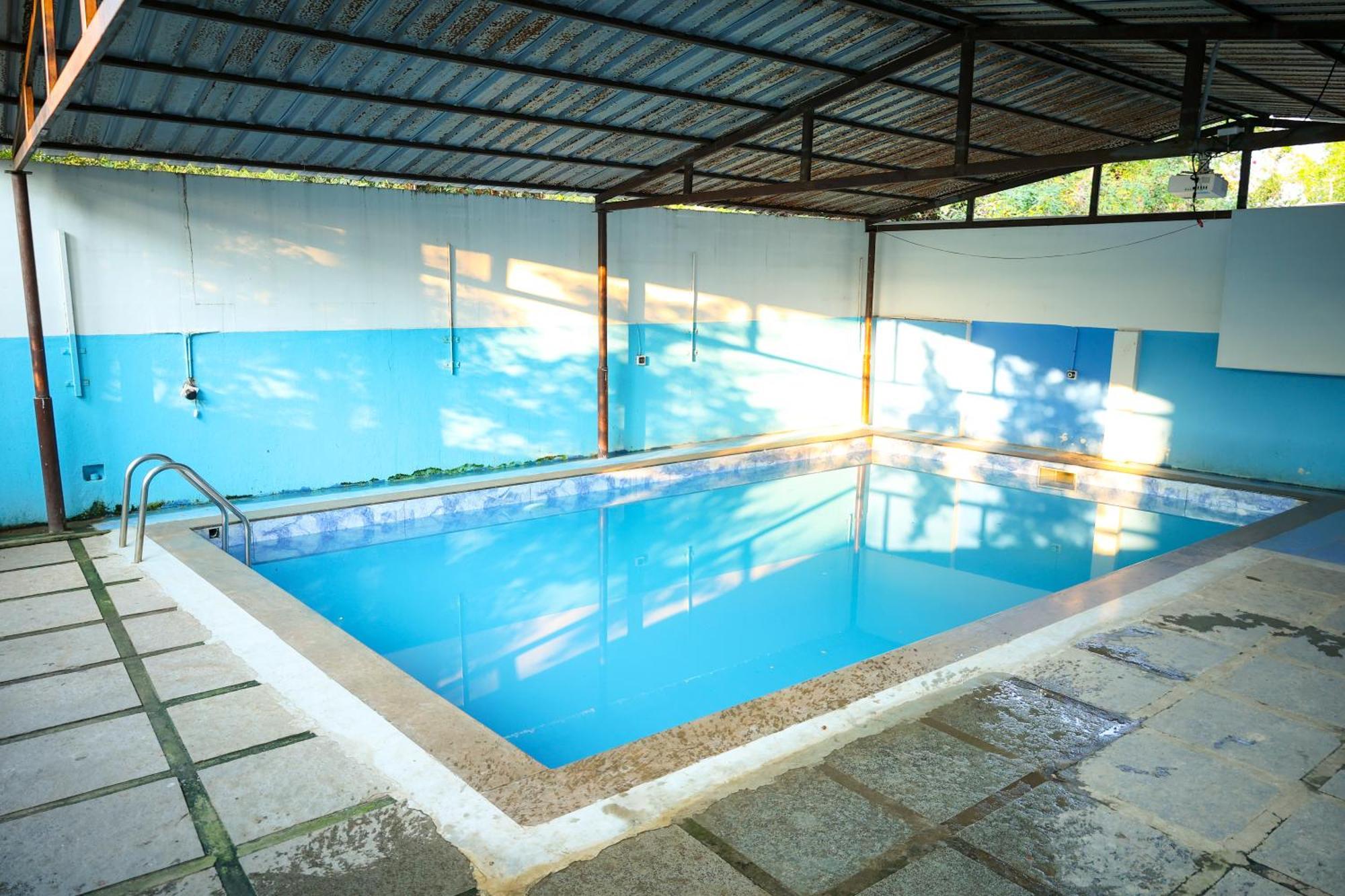 Hotel The Club House Pondicherry Esterno foto