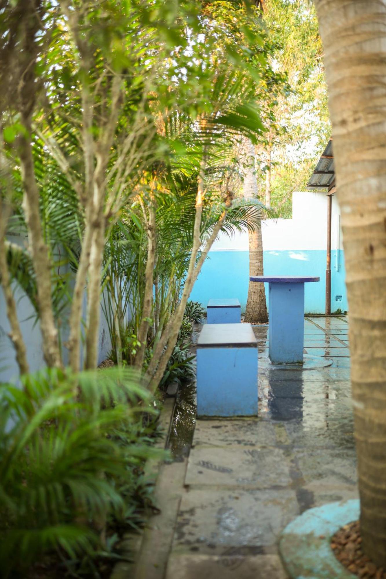 Hotel The Club House Pondicherry Esterno foto